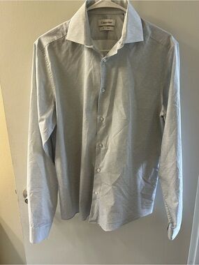 Calvin Klein Men's Pale Blue Textured Dress Shirt